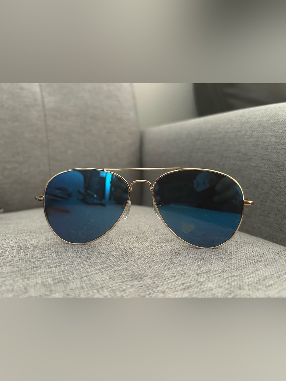 Men/ women Aviator Gold Color Frame Sunglasses Mirrored Lens Blue, UV400